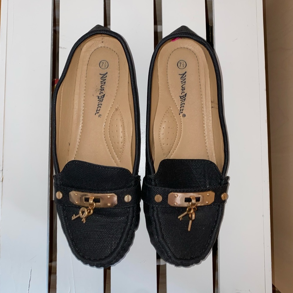 X2B black loafers